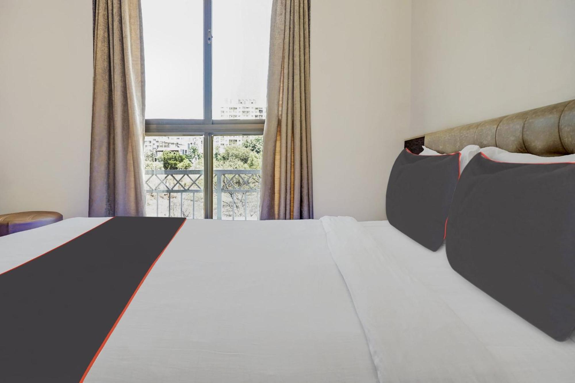 Super Townhouse Poona Royal Ξενοδοχείο Pimpri-Chinchwad Εξωτερικό φωτογραφία