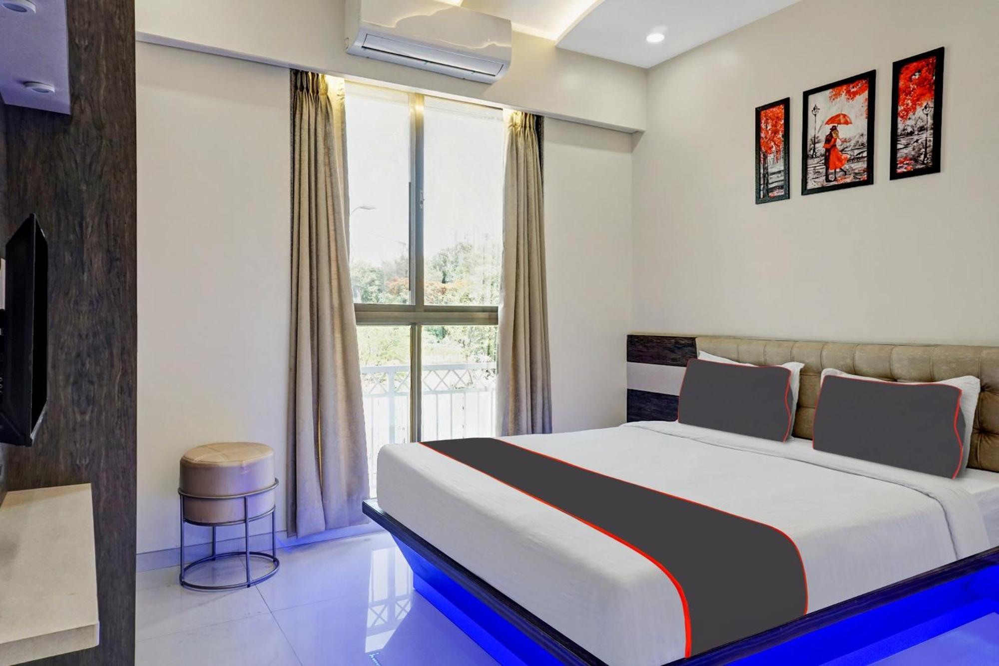 Super Townhouse Poona Royal Ξενοδοχείο Pimpri-Chinchwad Εξωτερικό φωτογραφία