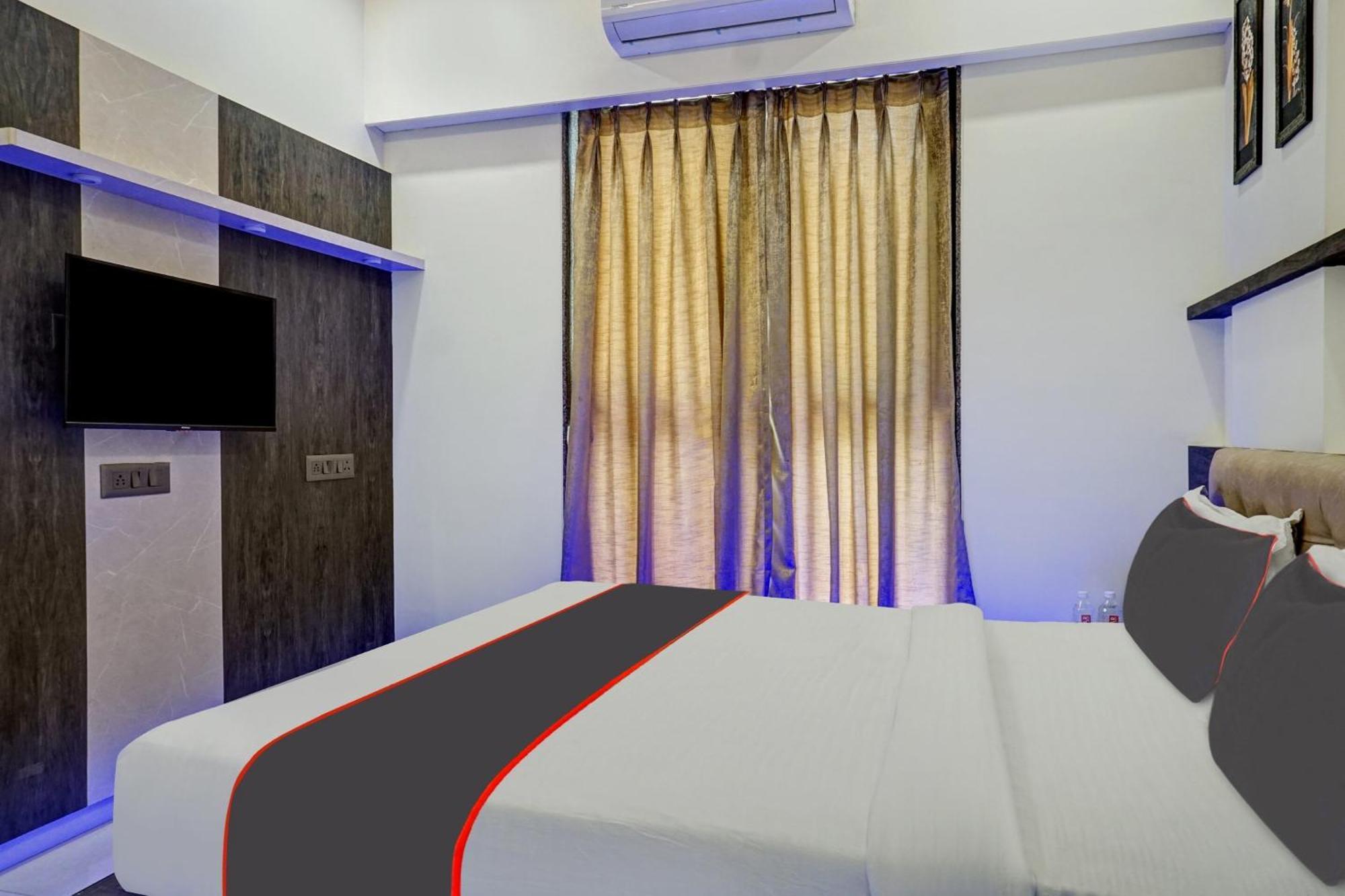 Super Townhouse Poona Royal Ξενοδοχείο Pimpri-Chinchwad Εξωτερικό φωτογραφία
